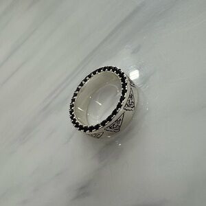 Elegant Silver and Black Women's Ring